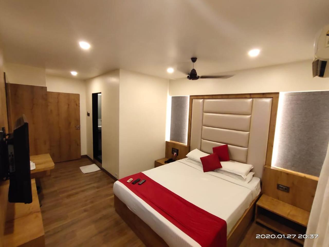 Hotel Heritage Dakshin 나비뭄바이 외부 사진